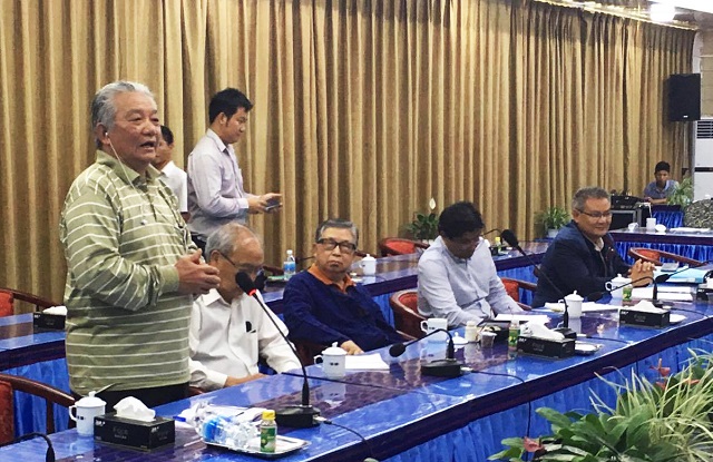 Col ret Htoo Htoo Lay speaking to the SMJH Col ret Htoo Htoo Lay speaking to the SMJH