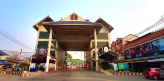 Businesses In Eastern Shan State Struggling Under Lockdown Photo by U Htun Maesai Tachileik Maesai bordar gate