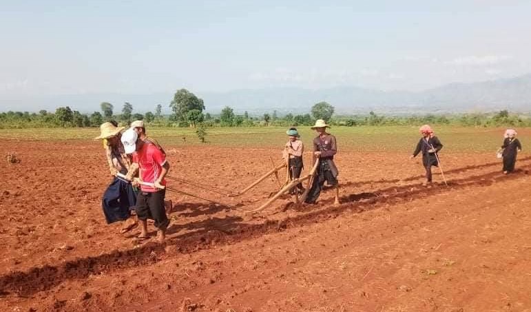 Farmers Protest Land Grabs In Siseng Township Southern Shan State