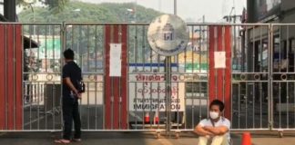 Govt Won’t Open Friendship Bridge In Tachilek Photo by Chiangrai News Mae Sai Tachileik bridge not open yet