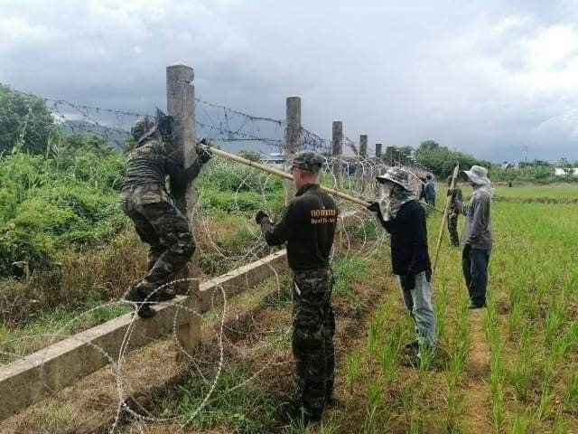 Thai Authority Lock the boarder line at Maesai Thailand