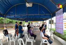 Migrant Workers Cast Advance Votes in Northern Thailand migrant workers come to vote at Myanmar Consulate at Chiangmai 1