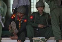 Military Occupies Tachileik Monasteries, PMF Forces Leaders To Find Recruits in Northern Shan State Soldier at Tachileik