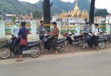 Lockdown extended in Pinlaung township to contain Covid-19 Panglaung Semi lockdown checking point in towndown