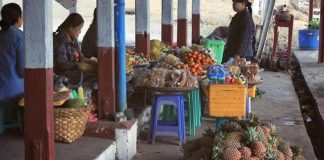 More Than 400 Houses Next To Hsipaw Station Railway To Be Relocated Vendors at the train station