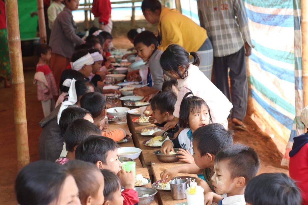 IDPs especially women and children along the Karenni Shan State border