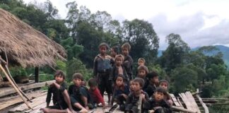 Rice Shortages and Famine Threaten Villagers in Kengtung Township Ann children at a hill village in Kengtung township
