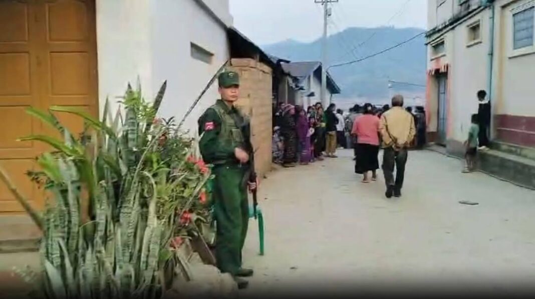 MNDAA guarding in Mongsee township