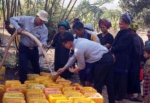 Water Shortages Hit Hsihseng Town in Shan State Water distribution in Hsihseng township Photo MDN
