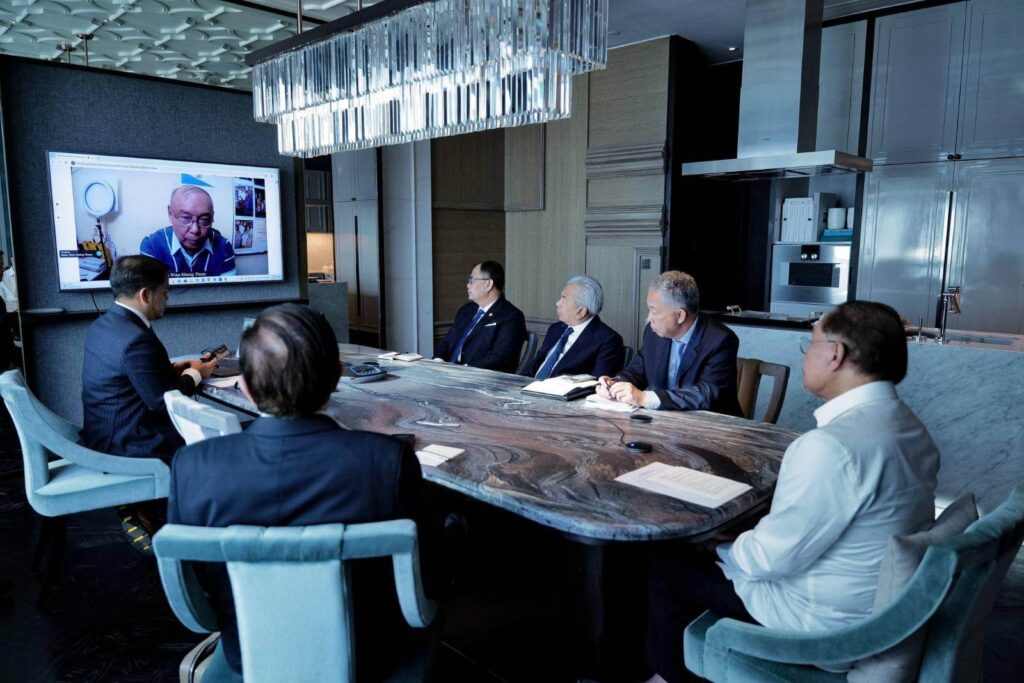 Anwar Ibrahim meets with the National Unity Government (NUG) PM Mahn Win Khaing Thann