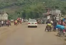Thousands Displaced as Fighting Intensifies in Southern Shan State People flee from fighting in southern Shan State
