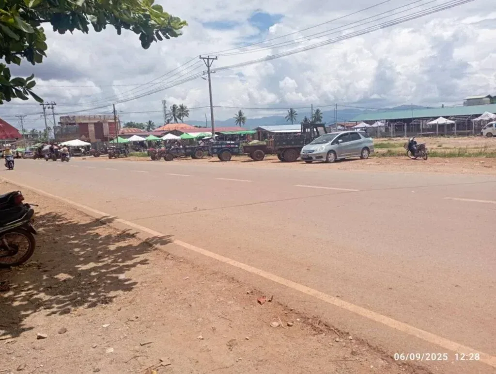 Residents in Hsihseng Prepare to Relocate Residents in Hsihseng Prepare to Relocate