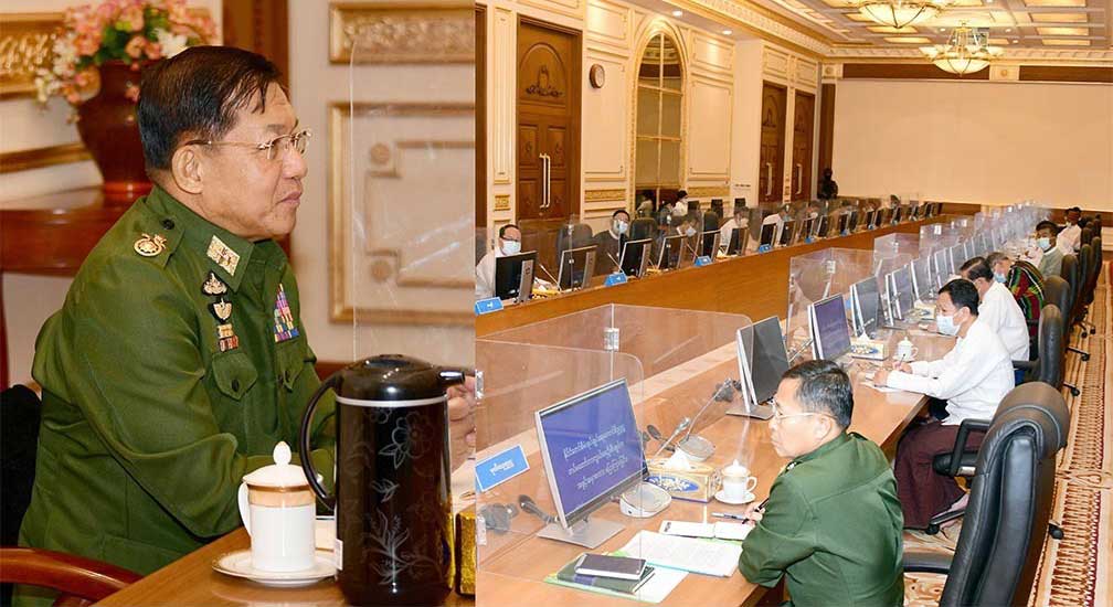 Junta leader Min Aung Hlaing meets with officials in Naypyidaw
