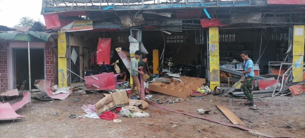 A house in Hsipaw damaged by airstrikes A house in Hsipaw damaged by airstrikes