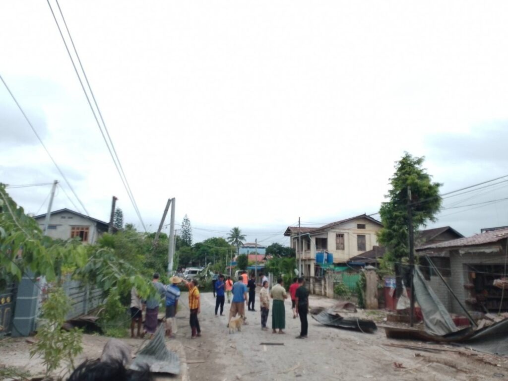 Airstrikes damaged homes