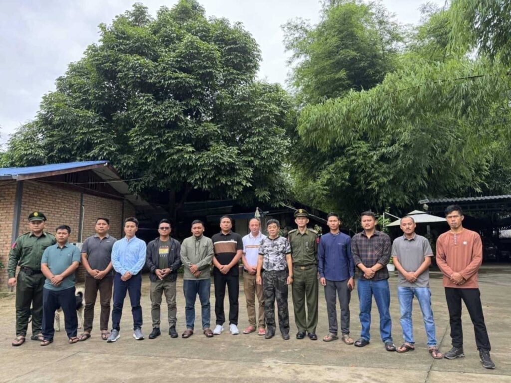 Chin Brotherhood delegation visits Laiza, KIO KIA HQ