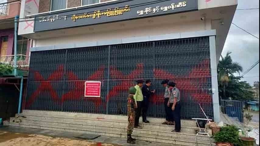 Junta seals off house in Nawnghkio Township Junta seals off house in Nawnghkio Township