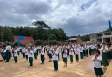 Displaced Children Strain Resources at Loi Lwam Monastic School in Tangyan Students at Loi Lwam Charitable Monastic School
