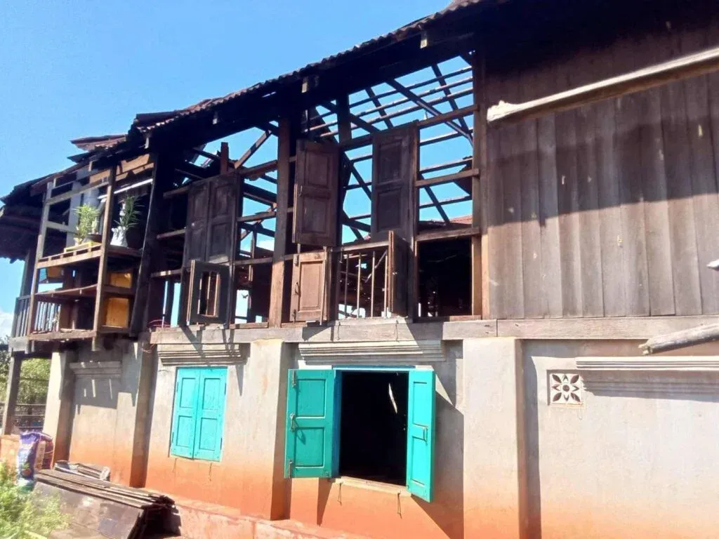 A house was damaged at the airstrike area A house was damaged at the airstrike area