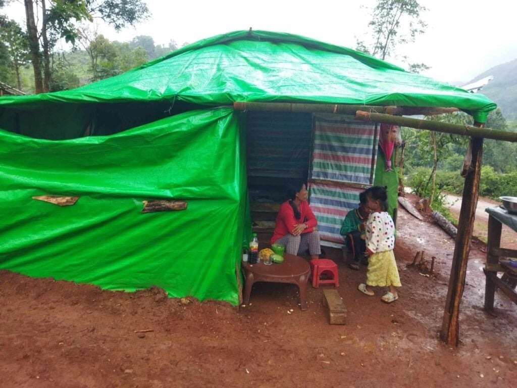 IDPs from Pai Khun shelter in makeshift camps after junta attacks