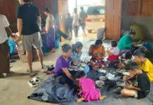 Thousands Flee Namtu and Hsipaw as Military Airstrikes Devastate Shan Towns Internally displaced persons (IDPs) sheltering in Namtu