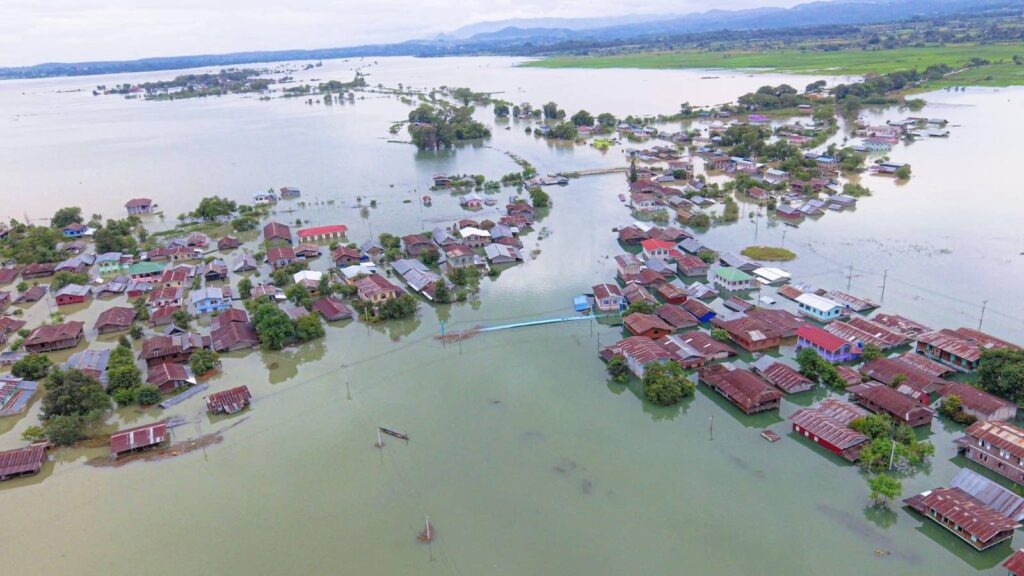 Flooding in Pong Inn Flooding in Pong Inn