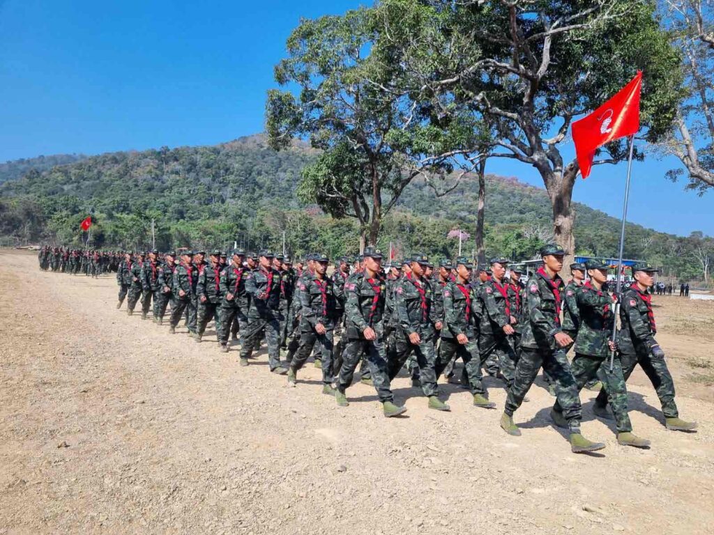 Troops from the Restoration Council of Shan State Shan State Army (RCSS SSA)