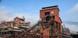 Residents Forced Out as TNLA Orders Evictions in Namtu The Namtu Bawdwin Mine in northern Shan State, a historic mining hub at the center of recent eviction concerns