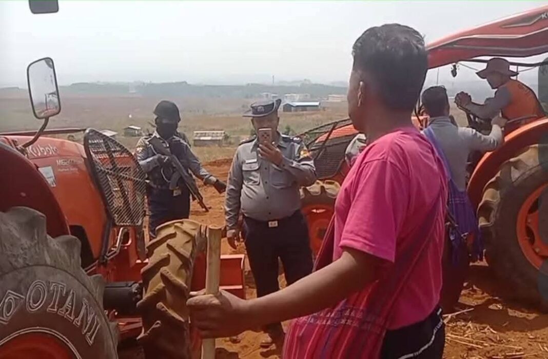 Civilians confront authorities during a land protest in Hopong Civilians confront authorities during a land protest in Hopong