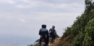 Poor Roads in Kengtung Highlands Contribute to Maternal Deaths A mountain road in Kengtung Township, eastern Shan State, where poor conditions often prevent access to healthcare services