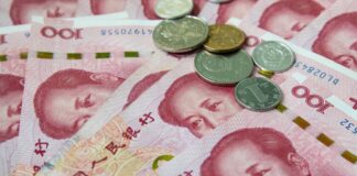 Chinese Yuan Expansion Fuels Price Hikes in Northern Shan’s Hsenwi Chinese Yuan banknotes and coins