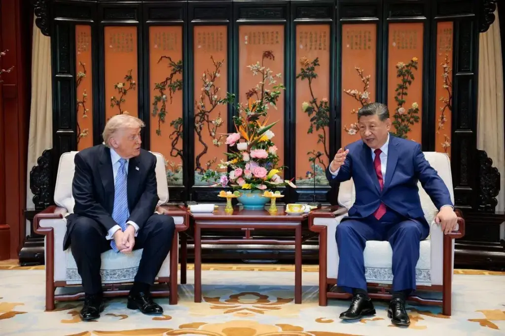 Donald Trump and Xi Jinping hold talks during a bilateral meeting