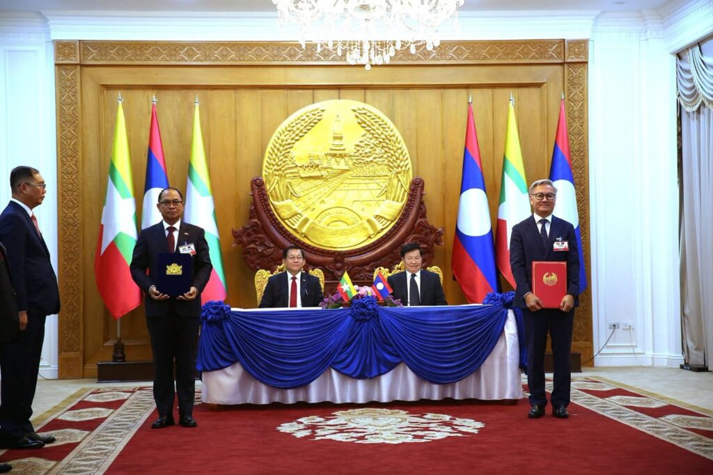 President Thongloun Sisoulith welcomes Myanmar junta chief Min Aung Hlaing during his visit to Laos Photo Vientiane Times