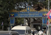 Myanmar Nationals Fleeing via Tachileik Face Extortion and Tightening Travel Restrictions The Tachileik–Mae Sai border crossing between Myanmar and Thailand