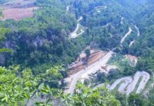 Northern Shan Trade Disrupted by Rising Checkpoint Fees and Road Restrictions A road connecting towns in northern Shan State